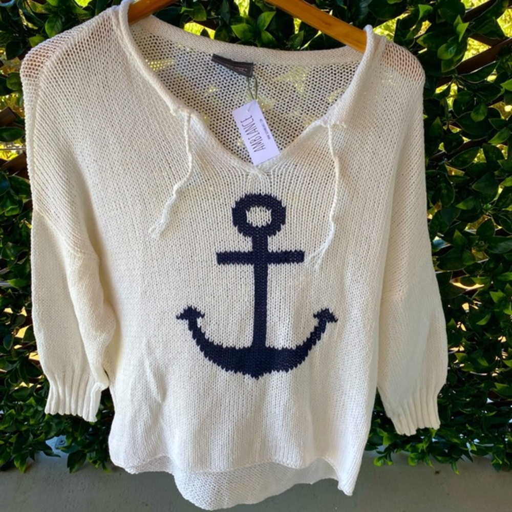 NWT NAUTICAL sweater! ⚓️Slight high/ low design⚓️loose weave/ great 4 layering⚓️